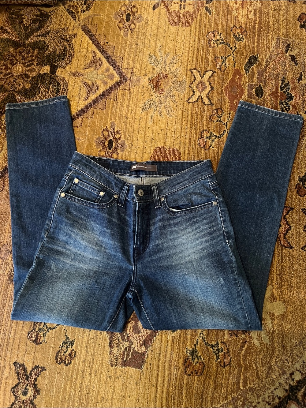 Levi's Women's Straight Leg Jeans in Dark Blue Wash